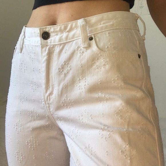 Abercrombie White Denim Jeans - Picture 3 of 4